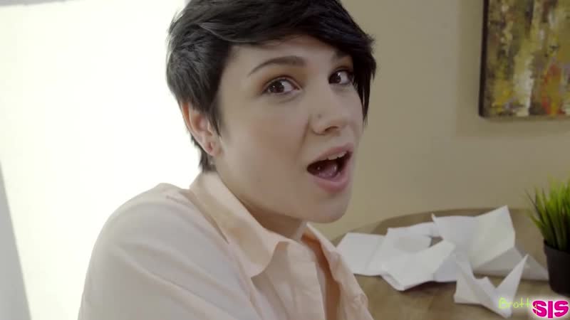 [Fapest] Schwester steckt fest, Bruder steckt seinen Schwanz in Cadey Mercury [Sexporno-Inzest, Schwester, Stiefälterer, Inzest]