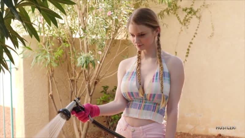 Nadya nabakova también conocida como bunny colby [todo tipo de sexo, duro, mamada, tetas grandes]