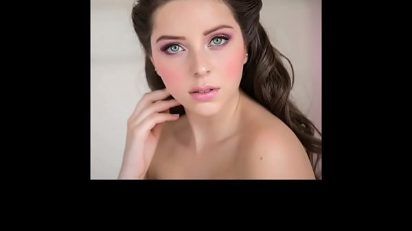 Tiras adolescentes atractivas y calientes - bukkake