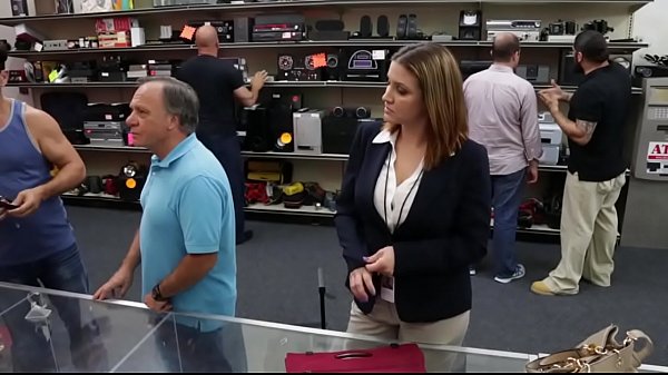 铁杆偷窥狂他妈的在草地上