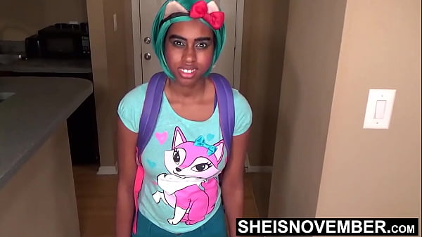 Sheisnovember, studentessa nera traditrice, esce di soppiatto dalle lezioni, sorpresa a mentire al patrigno, viene costretta a cavalcare il cazzo appeso con una cowgirl al contrario dopo aver fatto un pompino a contatto visivo, mentre fa sesso seminuda il lunedì