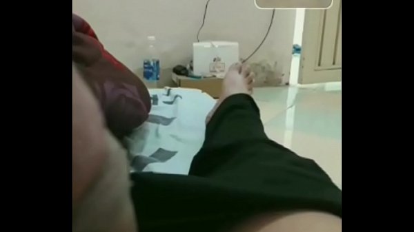 与大鸡巴的中国女孩进行性爱聊天