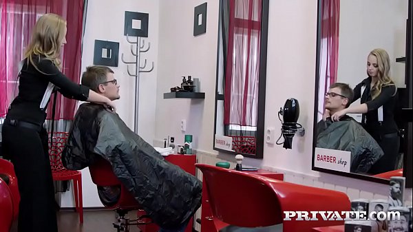 Cutie Teen Peluquería Lady Bug Intenta Anal