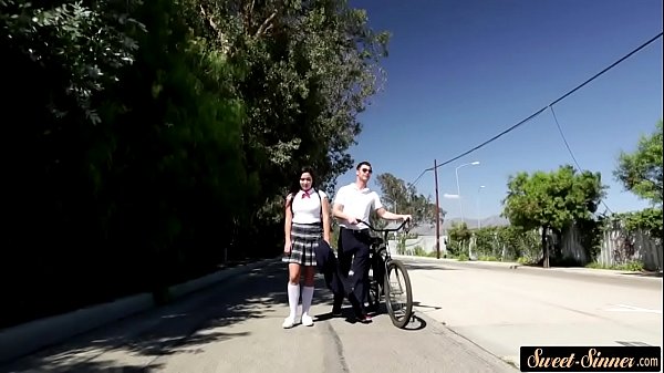 Buceta adolescente fodida pelo professor