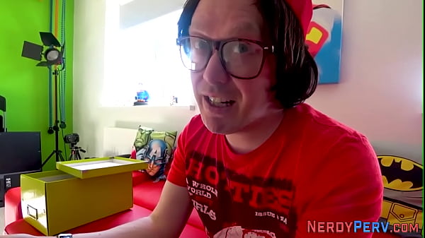 Erstaunlich leidenschaftlicher Teenager tritt auf