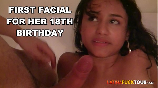 Fottuta migliore amica latina durante il pigiama party