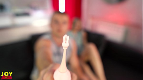 Practical Review of a Clitoral Vibrator - When Size Matters