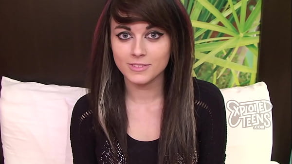 Assista ao lindo vídeo adolescente adolescente