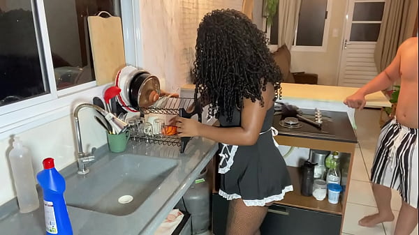 Heiße, tolle Teenie-Strips – Latina