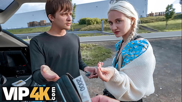 HUNT4K. Das blonde Babe war so traurig, dass Hunter ihr Spaß machte und sie es liebte, seinen großen Schwanz zu reiten