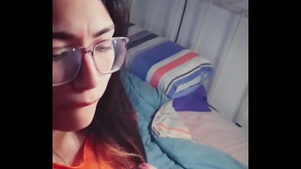 Excellent Blowjobs does this Slut with Glasses