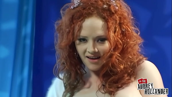 Incredibile adolescente attraente si mette in mostra