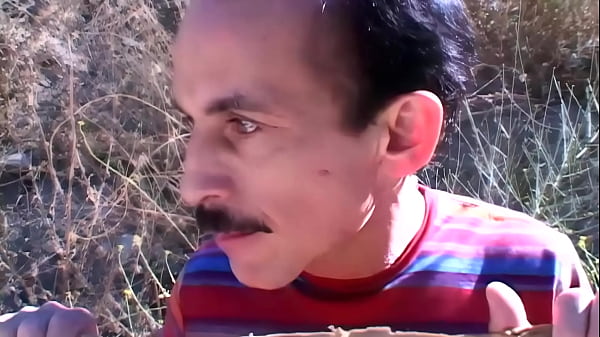 Haley Scott adora pau na bunda e ela realiza seu desejo