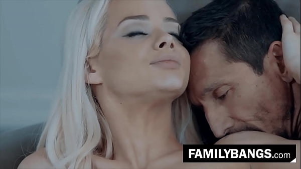 FamilyBangs.com ⭐ Al vecchio piacciono le giovani e gustose babbysitter, Elsa Jean, Tommy Gunn
