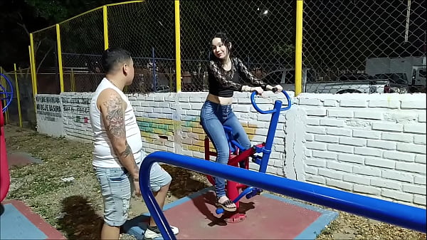 I VISIT MY NEIGHBOR IN THE PARK WHILE SHE EXERCISES - she loves watching me exercise