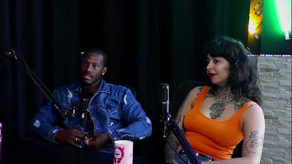 Tenía fetiches extraños que le pedían, le gusta ver mujeres besándose, contaba con el apoyo de su familia, pero él... - My Hell Williams &amp_ Hyoran Carvalho (SHEER/RED)