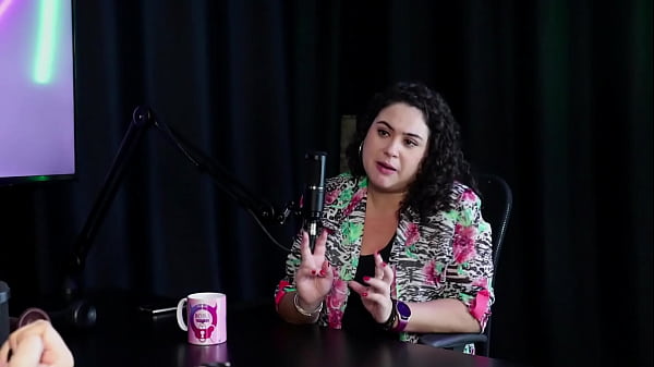 HPV ist ein Virus und hat hundert weitere Typen, die Dosis ist hoch und das STI-Panel... - Marina Karam (sex&oacute_loga) (SHEER/RED)