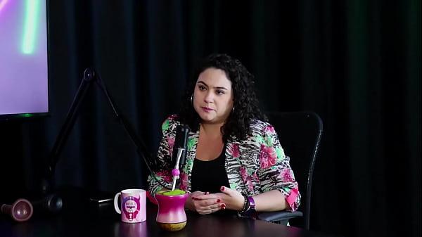 Anh ấy nói một chút về liệu pháp tình dục và sự thâm nhập "pro&igrave_be", và phụ nữ được đặt vào quá trình sinh sản - Marina Karam (sex&ocut_loga) (SHEER/RED)