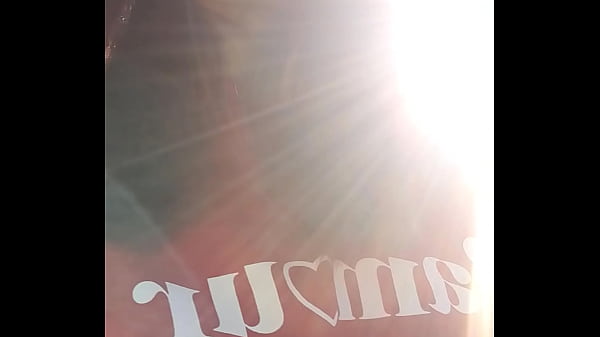 Die EXHIBITIONISTISCHE, sexy Teenagerin Hanna Drowzee masturbiert und zeigt in der ÖFFENTLICHKEIT, während ihre Nachbarn zuschauen, wie sie eine geile Schlampe ist.