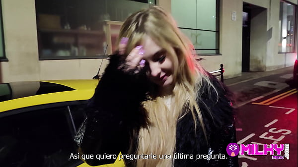 Falso reportero pervertido pilla a una inglesa tímida