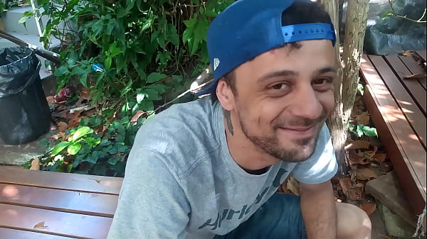 Do Ga&uacute_chos fuck in socks?