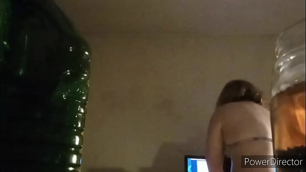 Big_tits Teen posiert – hübsch