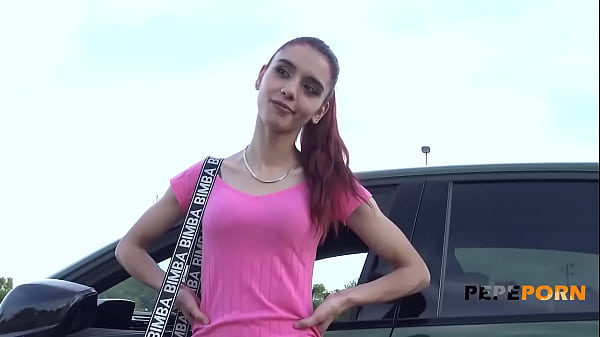 Primera POLLA GRUESA Y NEGRA para Ezmeralda Blue: "¡¡Esa cosa es ENORME!!!&quot_