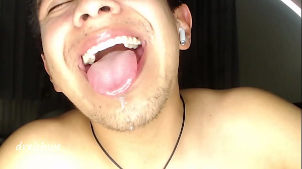 Amateur Teen performs - attractive