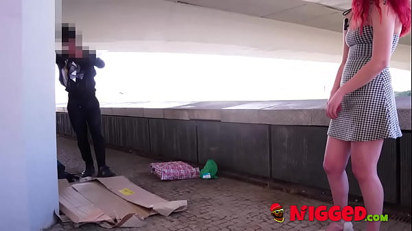 Erstaunliche freche Teenie-Posen