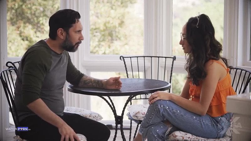 Non dirlo a mamma Isabella, gentile, Tommy Pistol (recitazione vocale automatica)