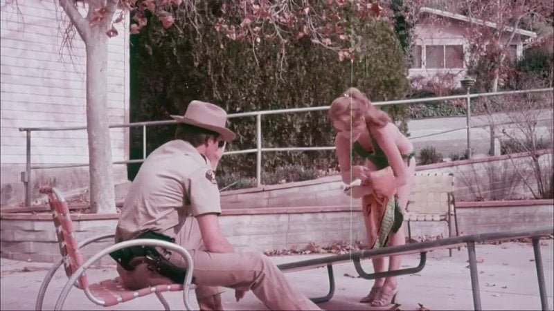 माँ की गंदी लड़कियाँ (1974) जॉन हेस की पूरी फिल्म ऑनलाइन वीडियो