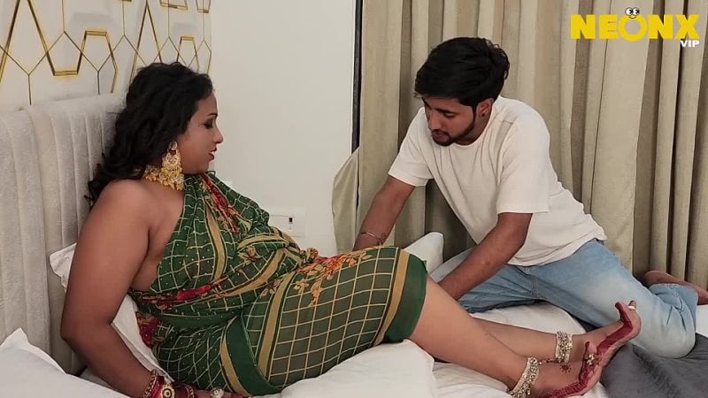 Quente desi milf sogra bengali tamil saree 🤤🍆💦