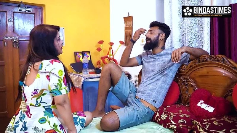 Meu + desi + indiano + peitos + grandes + madrasta + me fode + de verdade + forte