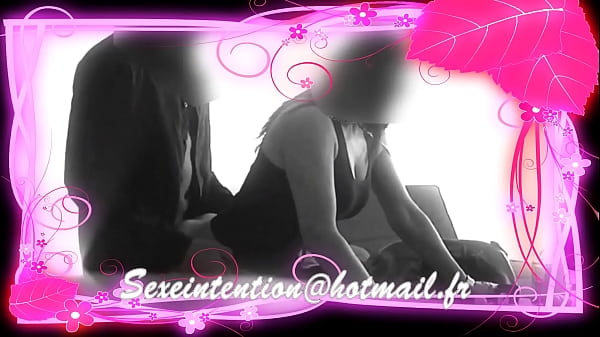 Hot Teen Girl se diverte em amador